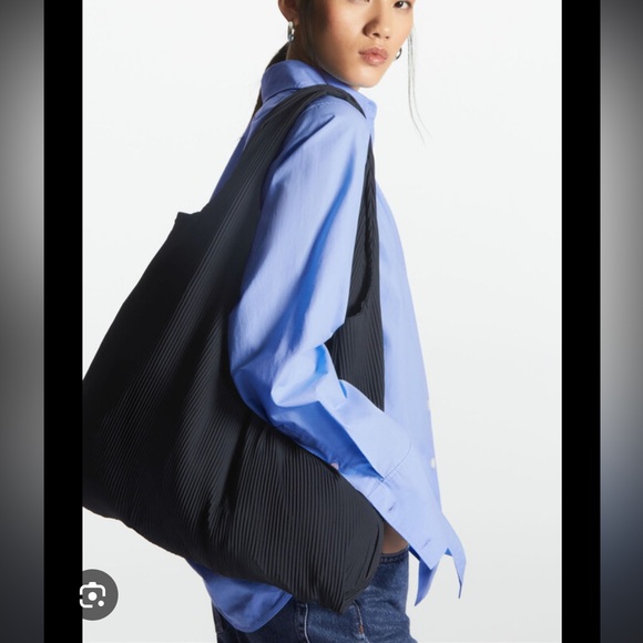 COS Oversized Pleated Shoulder Bag - Picture 1 of 6